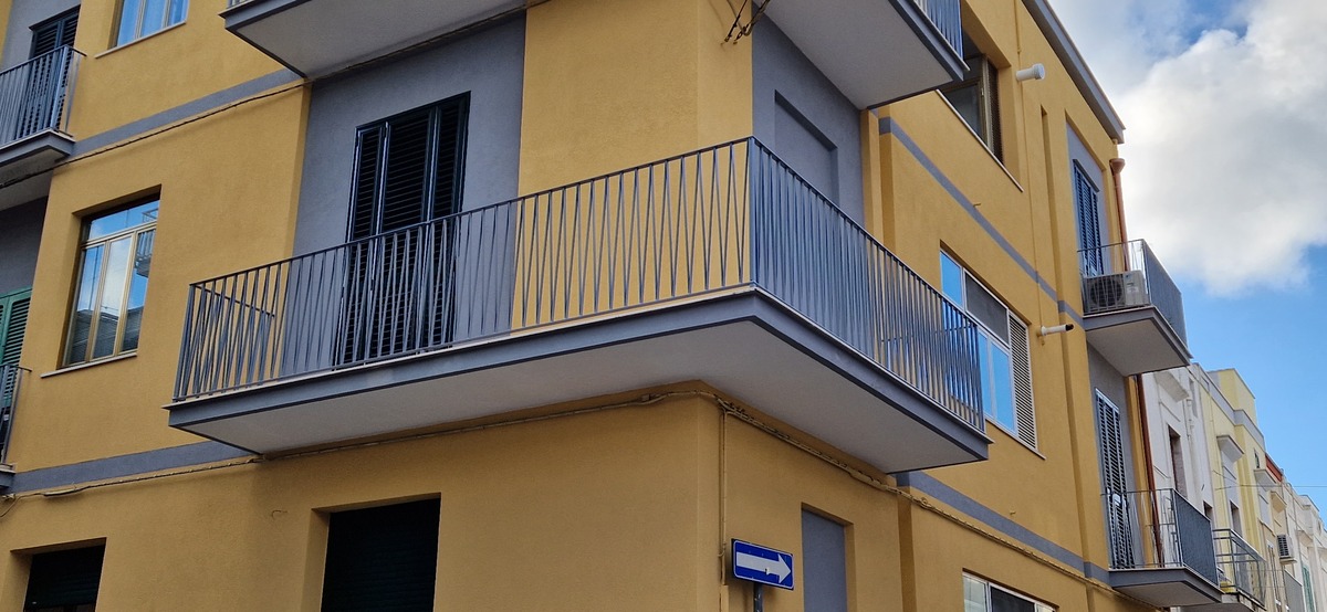 Mola di Bari – Appartamento al 1° piano di 3 vani +accessori
